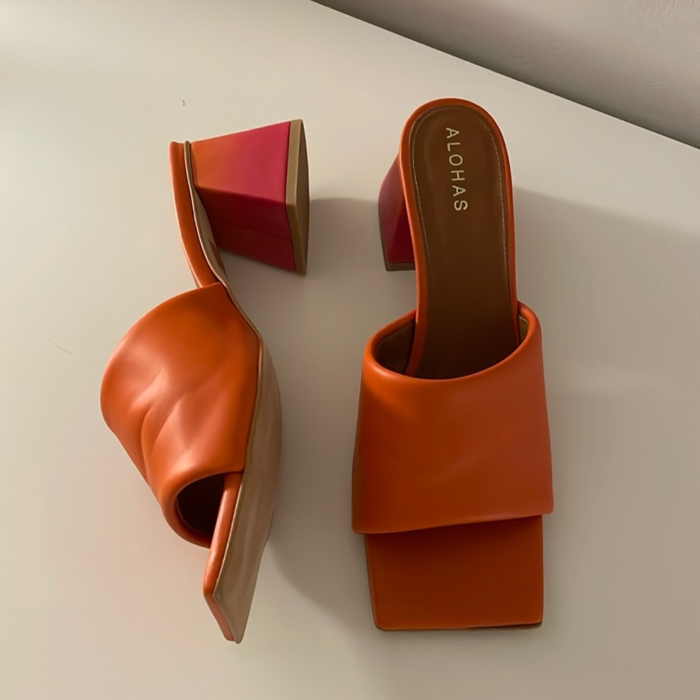 ALOHAS Orange and Pink Sandals